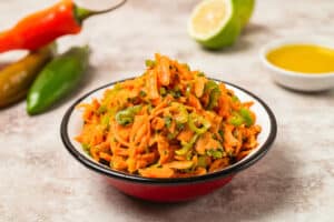 סלט גזר חריף