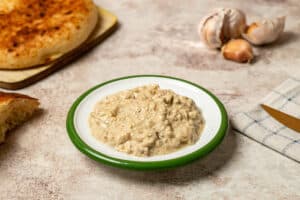 חציל קלוי בטחינה